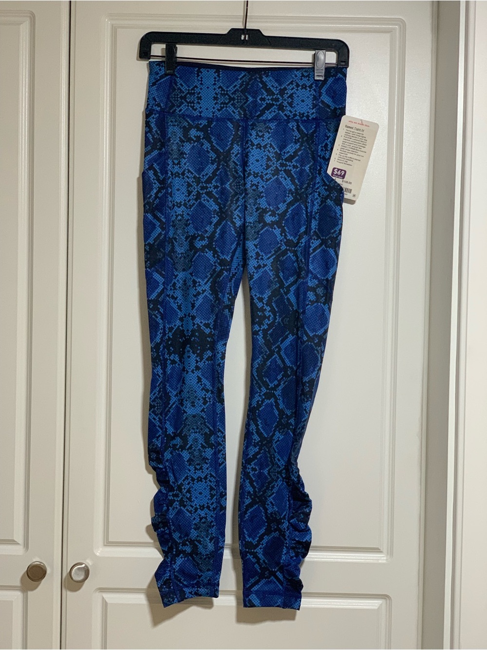 NWT Lululemon Speed Tight IV in size 4